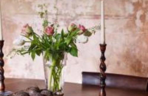 Tudor Romance- a historic manor house for holiday and corporate stays - Foto 16