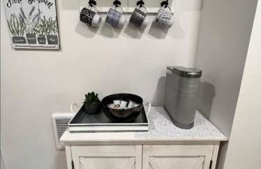 Sacred Heart HospitalHuckleberrysMin to Dwntn - Foto 19