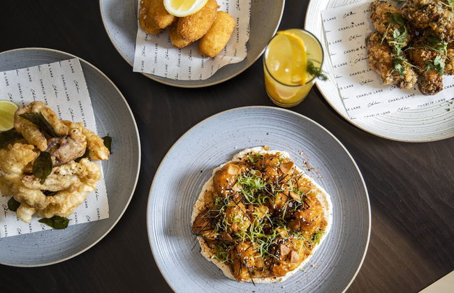 Staybridge Suites Dubai Internet City by IHG - Photo 44