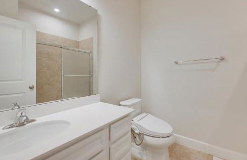 Florida Snowbird Haven with Pool! Easy I-75 Access - Photo 16