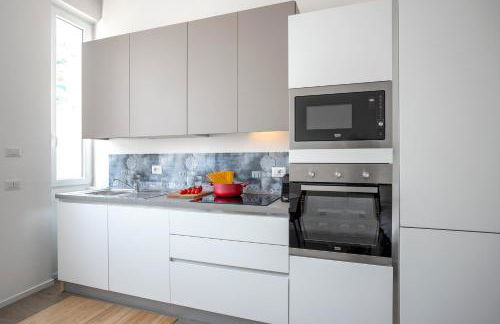 [Navigli - Center] Modern Suite, Fast Wi-Fi & Tram - Foto 6