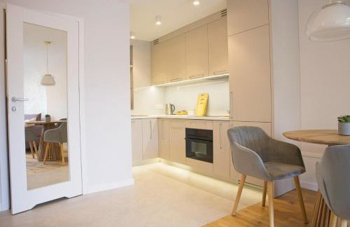 Trójmiejski przystanek - Foto 2