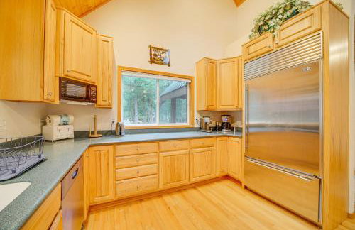 19 Mi to Slopes at Crystal Mtn Getaway with Hot Tub - Foto 10