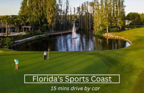 Walk to Downtown - 7min to beach - King bed & Free parking - Foto 51