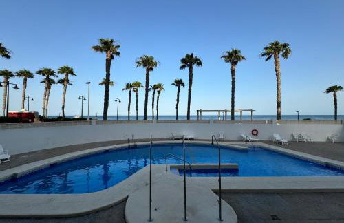 Apartamento en primera linea de playa - Foto 2