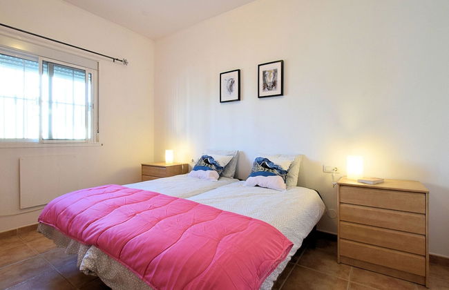 Spacious Villa with Hot Tub in Arenas - Photo 3