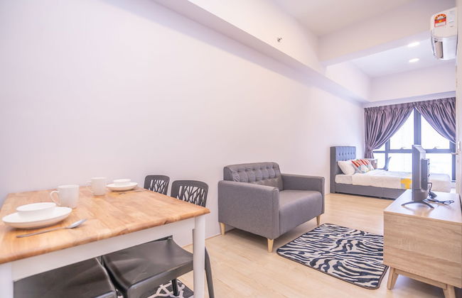 OYO Home 89854 Amazing Bukit Jalil - Foto 1