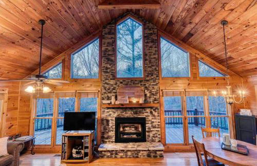 Serene Cabin*Mountain Views*Hot Tub*Large Decks - Foto 14