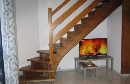 Kleine Wohnung mit Terrasse - Foto 6