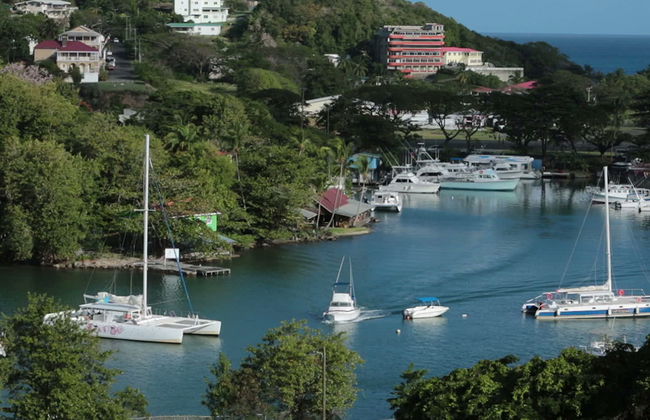Travesía en catamarán por la bahía de Marigot - Foto 1