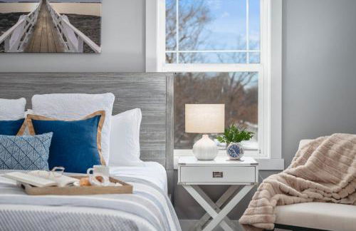 962 Townhouse 3BR Near Downtown Beaches and Wineries - Photo 1