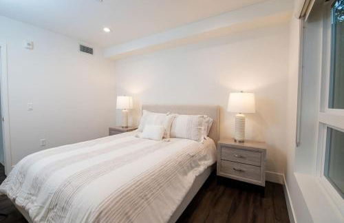Luxury 2Bed/2Bath Apt in West Hollywood w/ Rooftop - Foto 17