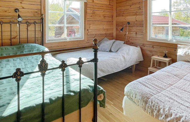 4 Star Holiday Home in Borgholm - Photo 2