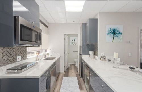 New 2 Bed 2 Bath On The Avenue - Foto 4