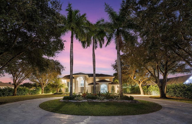 Luxurious 6-Bedroom Villa with Pool & Games - Foto 75