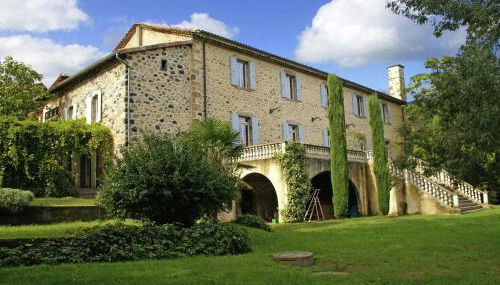 Holiday Home in Ardèche near Château de Ventadour - Foto 4