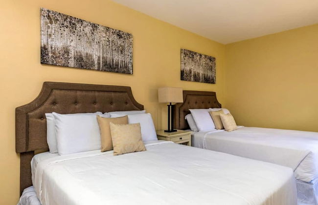 Large 5BR Villa With Private Pool Near Eagle Beach - Photo 11