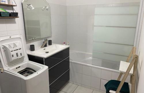 Parking privé gratuit, balcon, 2 chambres - Foto 14