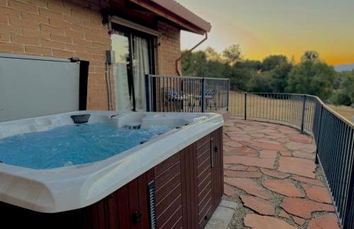 NEW LISTING, Near Yosemite South Gate entrance and town, King bed, Hot Tub, BBQ, Firepit & Mountain Views - Foto 48