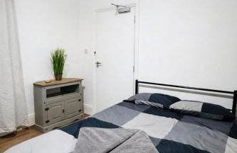 landvue stays, The Colchester town White House 4 bed 2 bath! - Foto 6