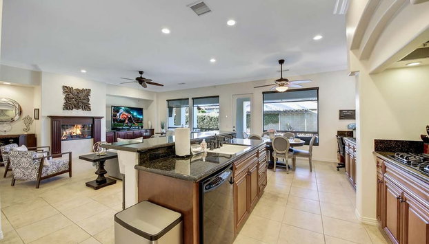 Elegant Desert Oasis near Coachella & Palm Springs - Foto 4, Habitación