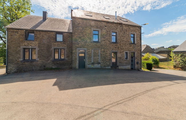 Elegant Home in Bievre With Garden - Foto 1