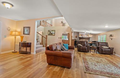 Rocking W - Screened In Porch And Lakeside Fire Pit! - Foto 24