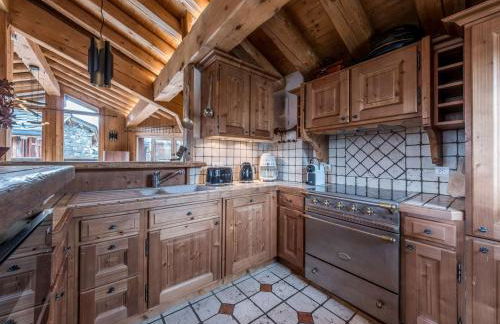 Chalet cosy Courchevel 10 pers, proche centre, spa, parking - FR-1-631-241 - Foto 3