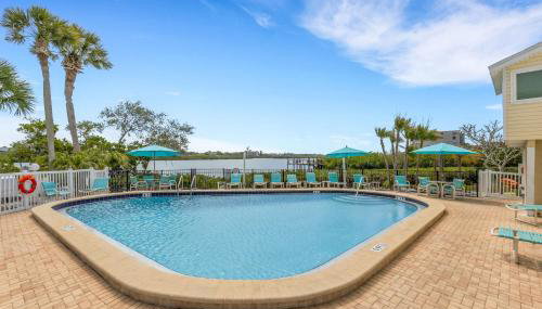 Oceanview - Heated Pool - Game Room - Steps to Beach - Sleeps 8 - Foto 3