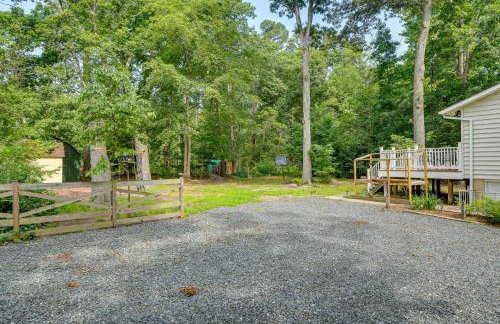 Pasadena Hideaway with Game Room and Fire Pit! - Foto 38