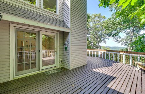 Hot Tub at Mountain-View Ozarks Retreat! - Foto 29