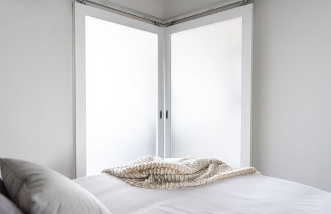 QuickStay Two-Bedroom Condo - Photo 11