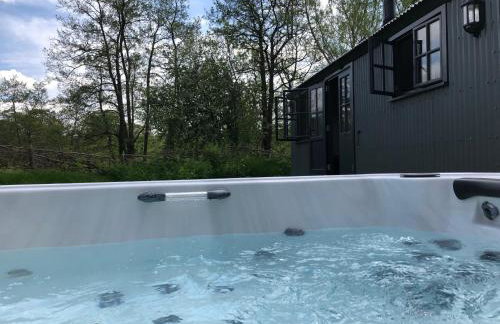 Large Luxury Shepherds Hut with Hot Tub nr Bath - Foto 29