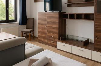 TOP ANGEBOT - große Wohnung - max 6 Personen - WiFi - Waschmaschine - Badewanne - 2 Parkplätze - zentrale Lage - große Küche TOP - Foto 8