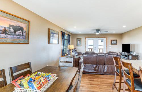 Wraparound Deck Newly Built Home in Grangeville! - Foto 6