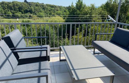 Someplace Apartments - Foto 18