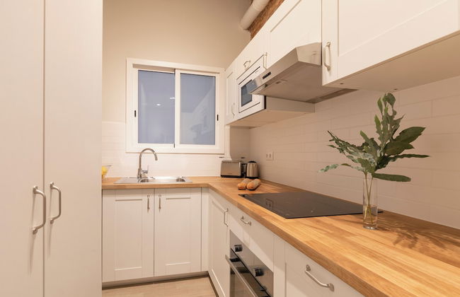 Aspasios Gracia Apartments - Photo 36