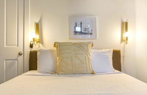 Private 2BR in Uptown by Hosteeva - Foto 13