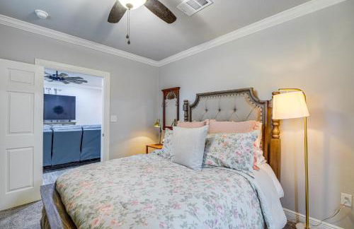 Fully Updated and Convenient! Baytown Home Near Dtwn - Foto 18