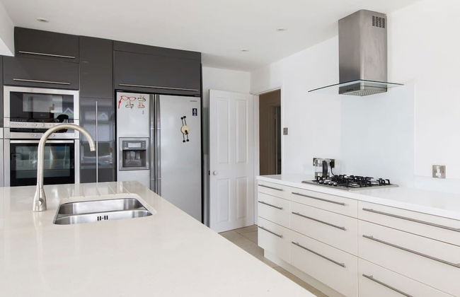 Secluded Rural Retreat Close to Beach - Sleeps 12 - Foto 76