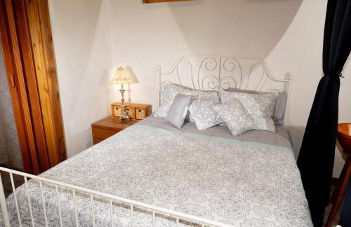 Cozy Cedar Cabin Near Silverwood Theme Park - Sleeps 5 - Quiet & Private - Foto 18