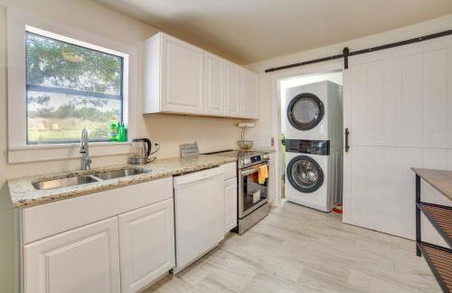 Blue Ridge Retreat on 10-Acre Farm Rural Reset! - Foto 9