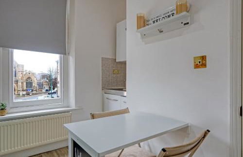 The Nook - Wanstead gem! Bright, cosy & immaculate 1 bed apartment on the high street! - Foto 10