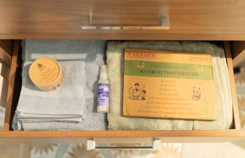 Reno's Biggest Little House - Cozy Home Theatre - Foto 63