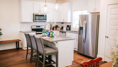 Bright Artist's Cottage-Mins to Downtown, Campus - Foto 3