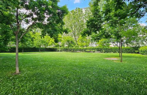 Bicocca, Free PARKING, Private Garage, Metro M5 200m, Garden, Kids & Pet Friendly - Foto 9