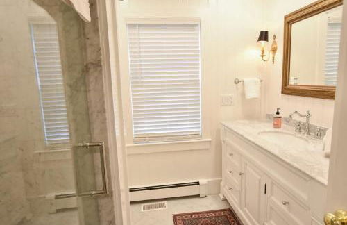 Pond-Front Home w Water Views - Foto 19