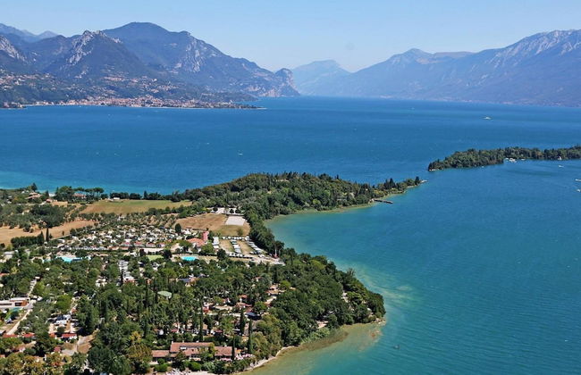 Spacious Villa Over two Floors, Amazing View and Private Garden for 9 Guests - Photo 30