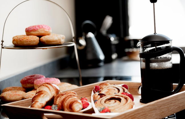 The Sailing Club - 6 Bedroom Hot Tub Town Centre - Photo 27