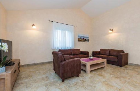 Beautiful Home In Turcic With Wifi - Foto 19